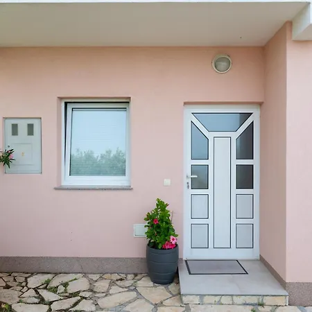 Villa Mira *