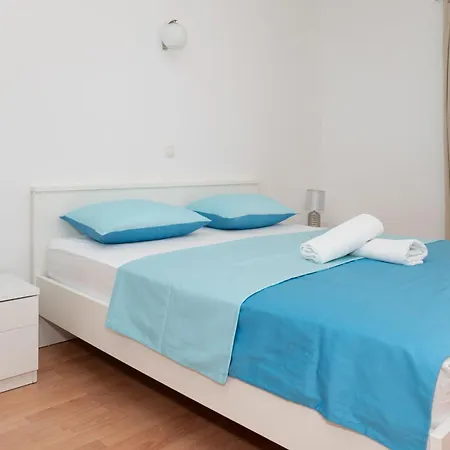 Mira Vila Primošten