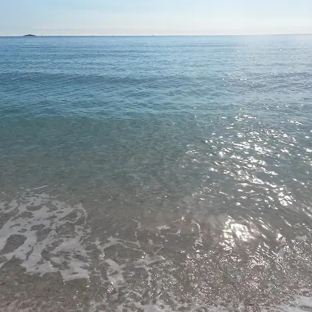 Mira Primošten